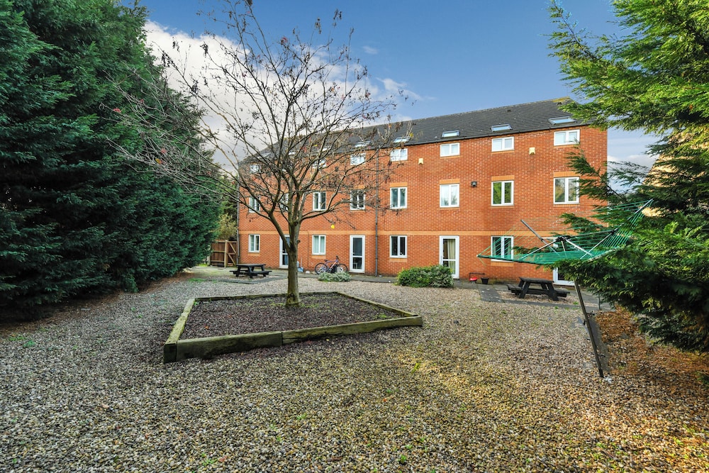 Montpellier Road 127