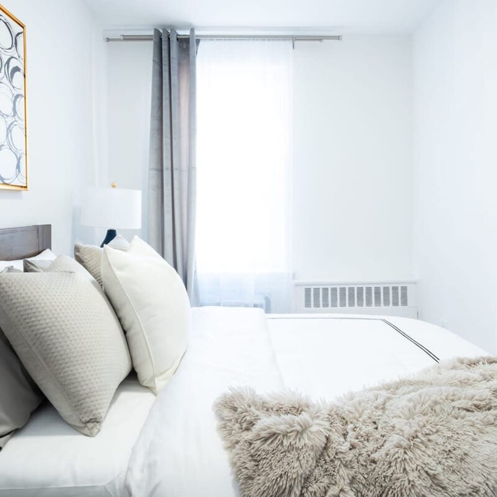 49-4a Prime Midtown Newly 2BR WD