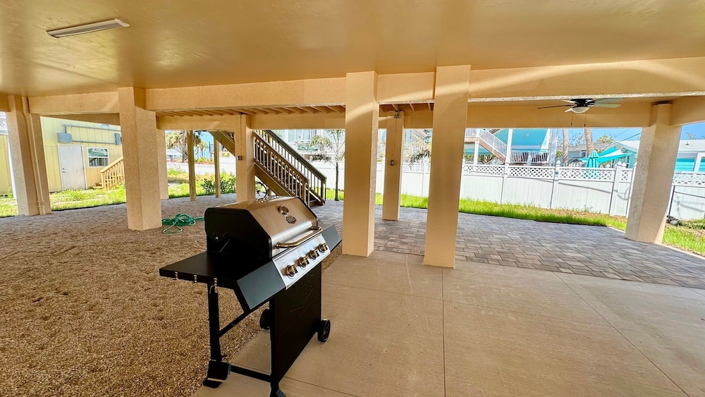 Beachcomber Lodge in Fort Myers Beach