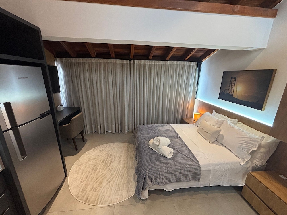 Complete Studios in Downtown Floripa - CMA