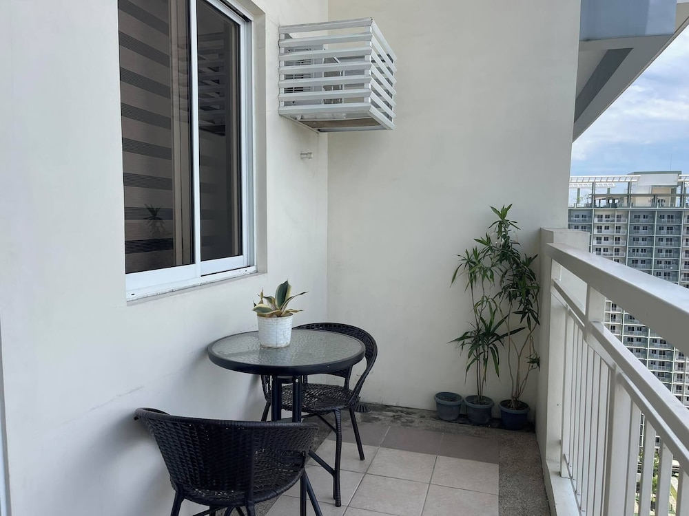 Verdon Parc Davao City by darpm