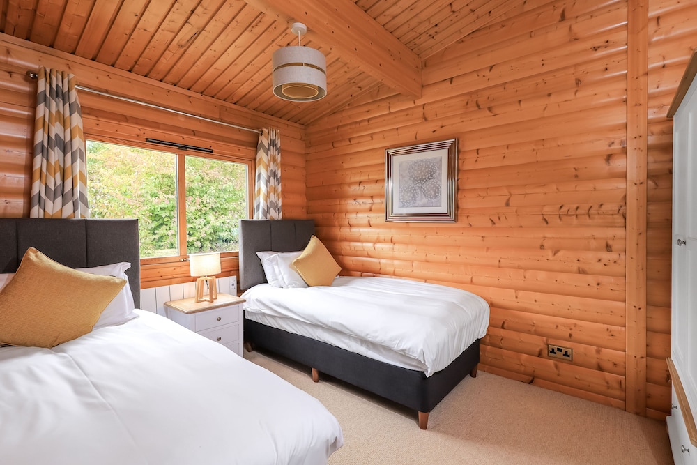 South Winchester Lodges