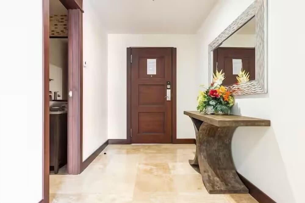 3 Bedroom Condo in Croc's Casino Resort
