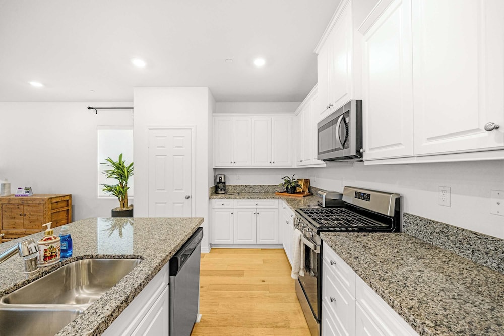@ Marbella Lane - Rejuvenating Single-family Home