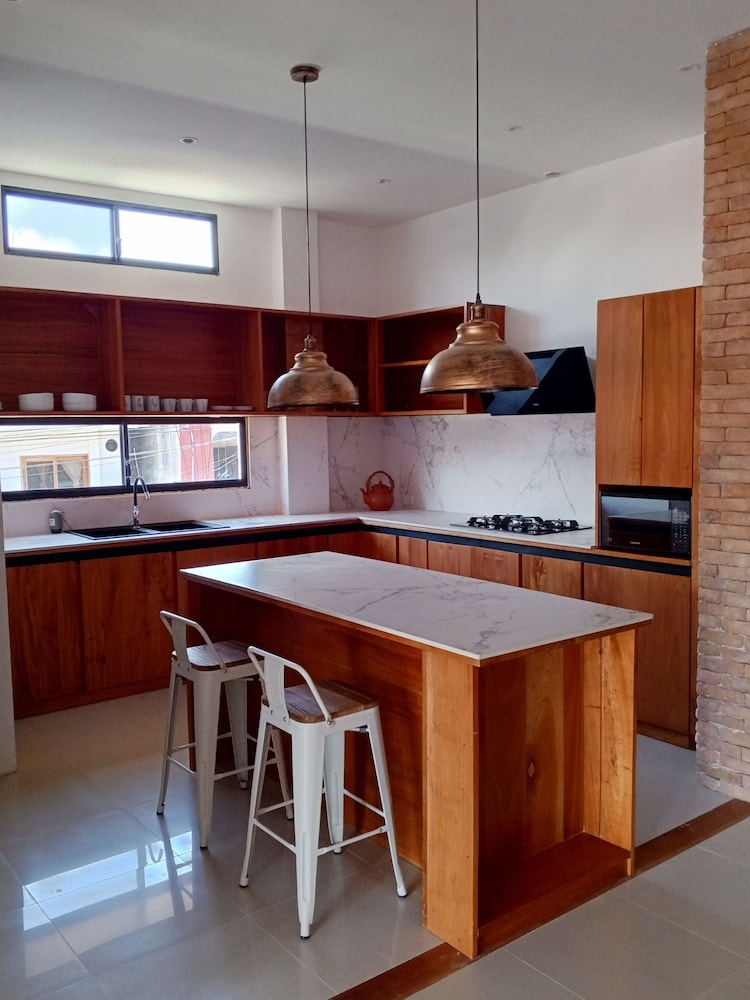 Galapagos Coliving Ecuador Casa Tuna