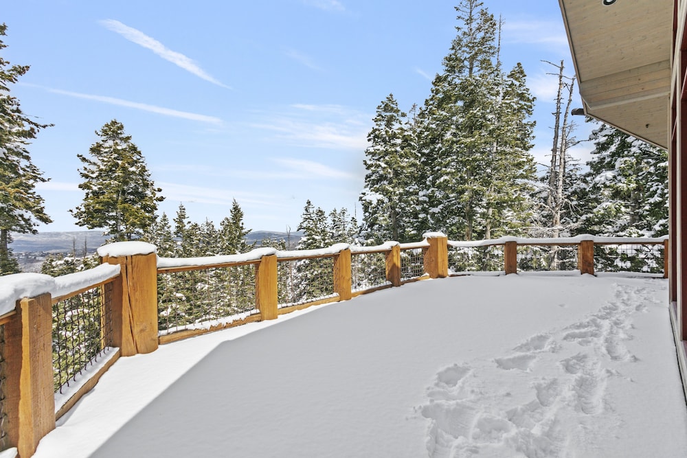 6977 Silver Lake Drive - 5 Bedroom Private Home with Hot Tub 5 Home