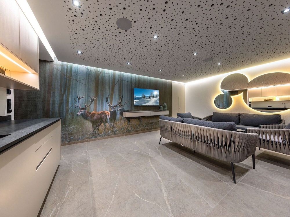 Apartment in Bramberg With Mountain Views