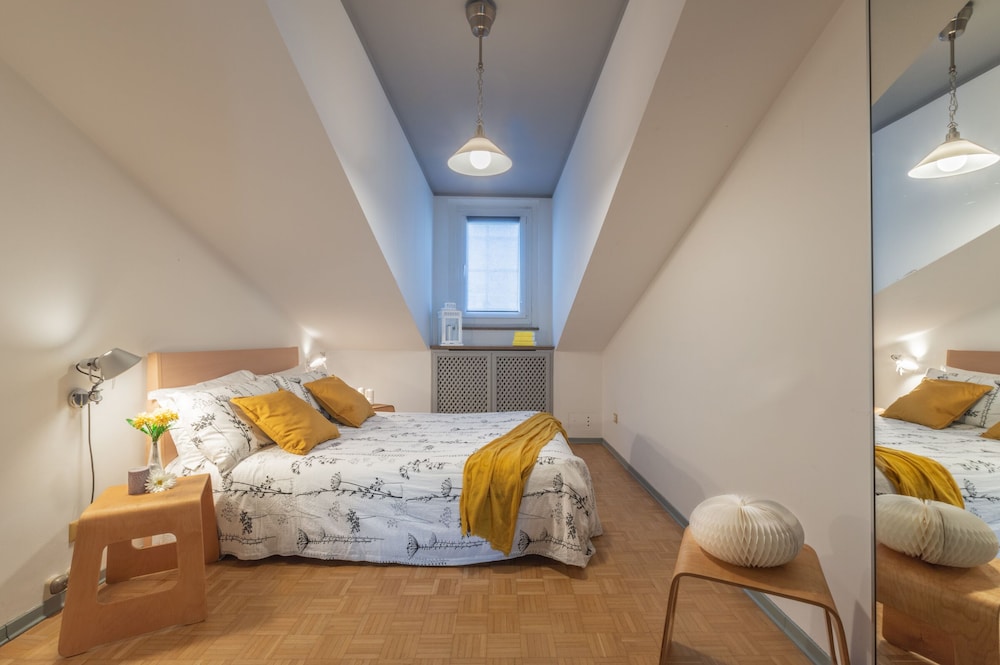 Massena Attic & Studio by Wonderful Italy view 4