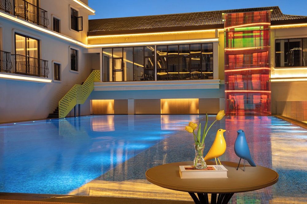 voco Xishuangbanna Gaozhuang by IHG