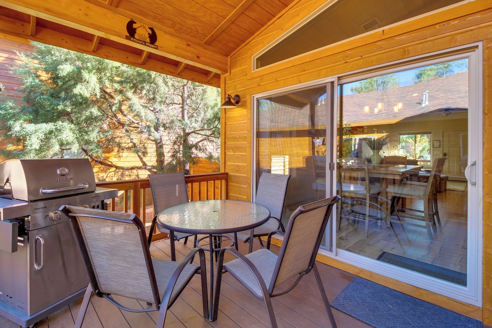 Ice Fish in High Country: Quiet, Wooded Retreat