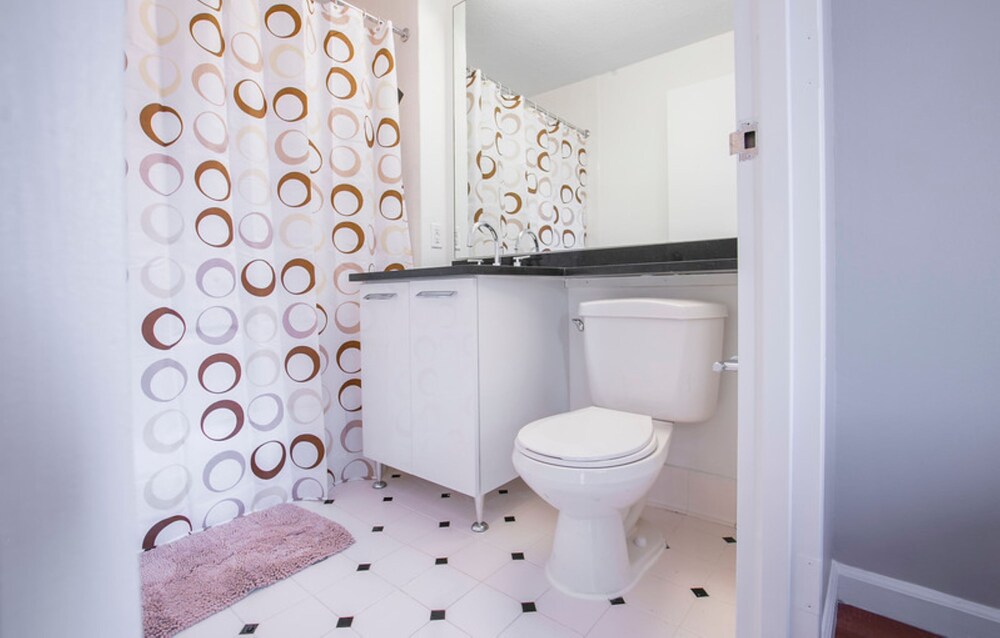 Fully Furnished Studio Apartment