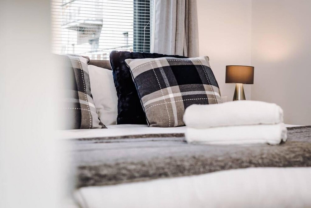 Host Apartments Liberty Place