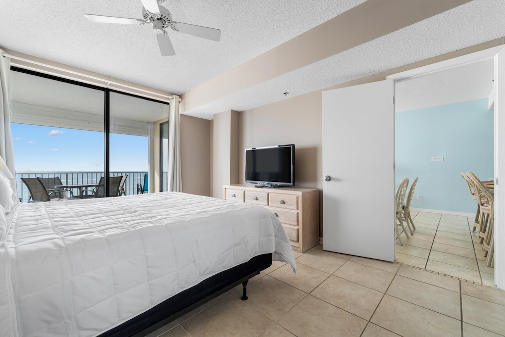 Romar Place 605