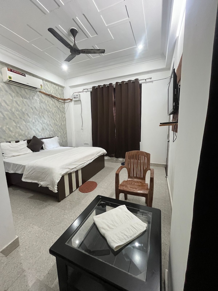 Staylo Masterprice Inn