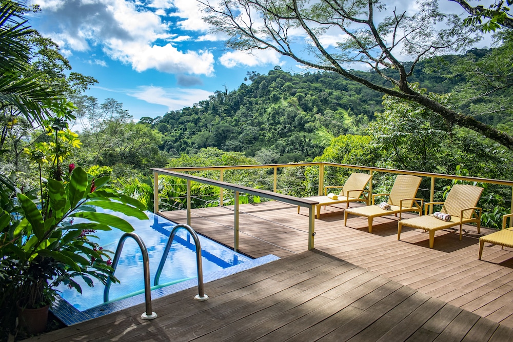 Monos Locos - Portasol Vacation Rental