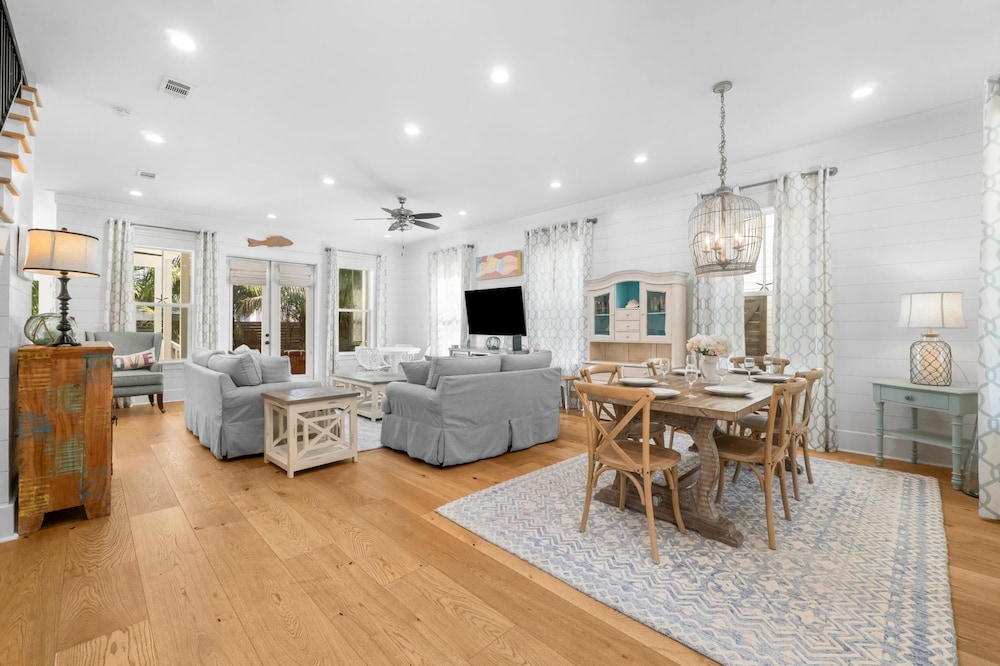 30A Beach House - Under the Palms