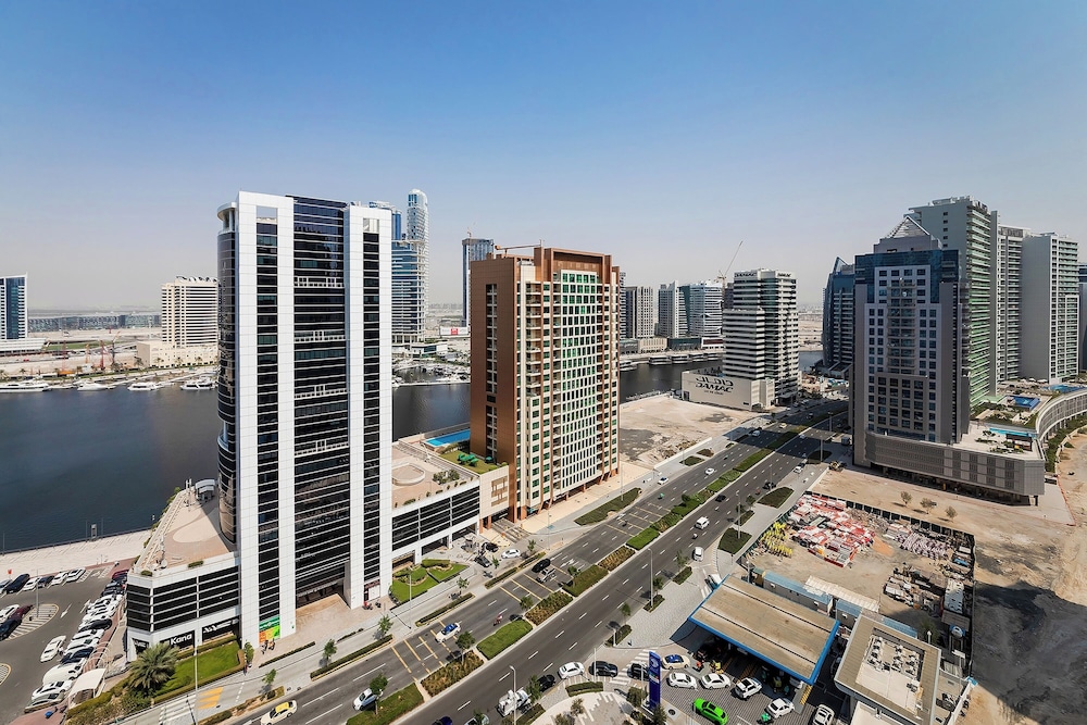 Studio with Dubai Canal View at MAG 318