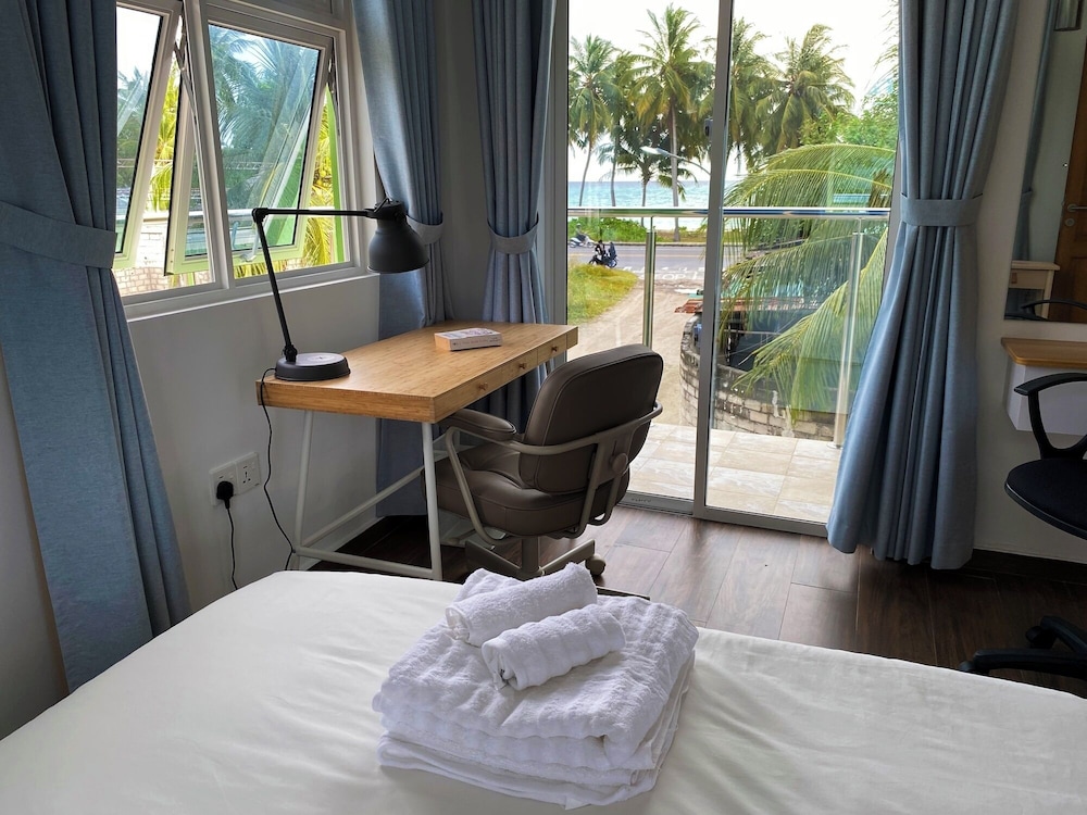 Calm Beach Inn
