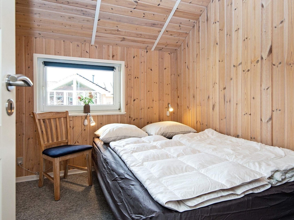 8 Person Holiday Home in Oksbol