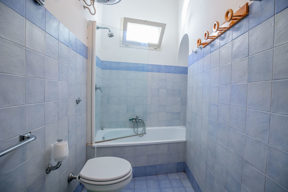 Terrazza Positano en Positano — bathroom