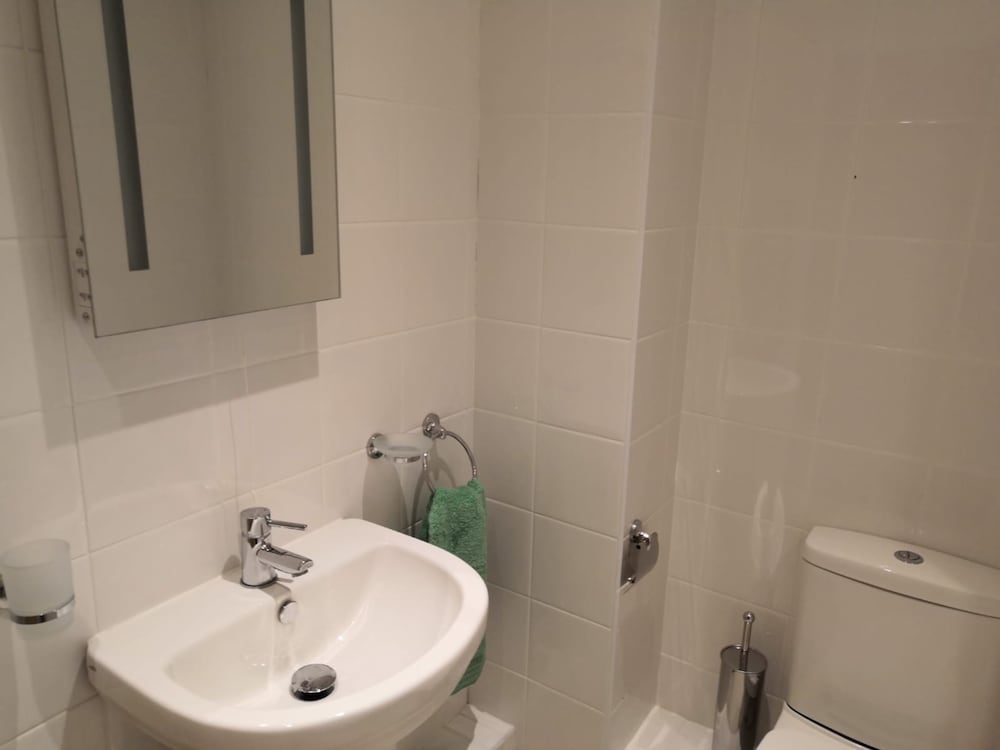 Oxford Vacations - Razia Apartments - Property Image 144