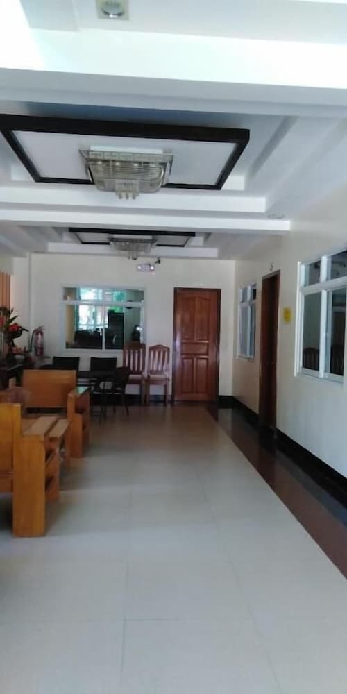 Citrine Tourist Travel Lodge