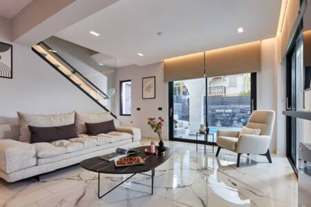 Grey Stones Villa by Estia