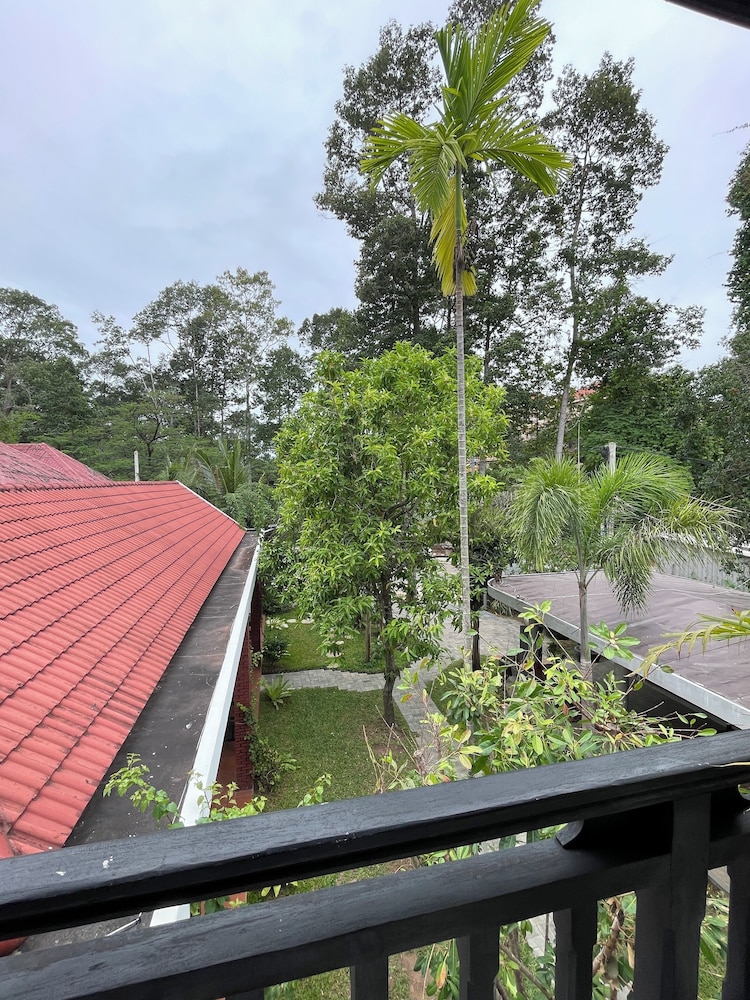 URBAN ANGKOR VILLA
