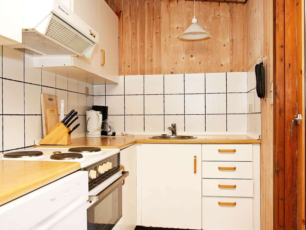 Serene Holiday Home in Løkken Jutland near Beach view 5