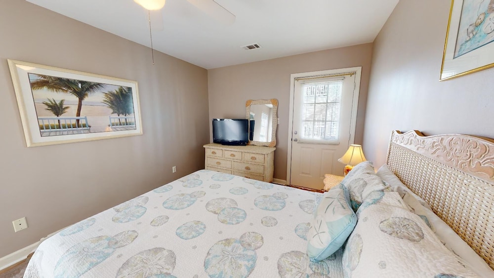 South Beach Ocean E by Tybee Vacation Rentals