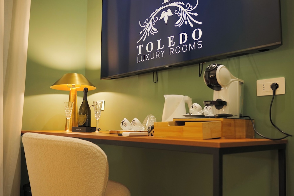 Toledo LR Collection