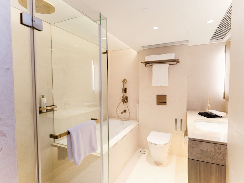 The Bauhinia Hotel - Central