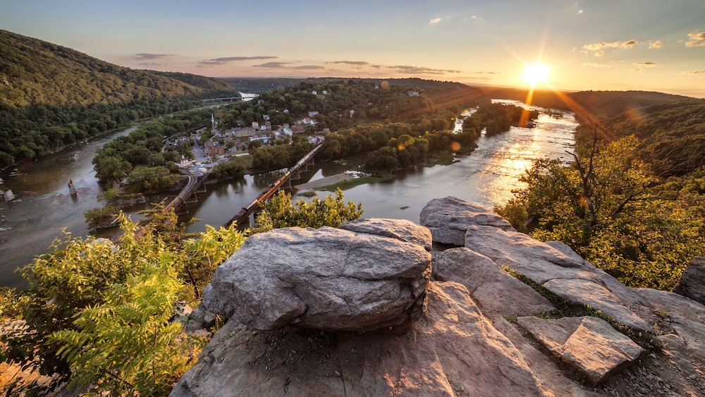 Rodeway Inn & Suites Charles Town