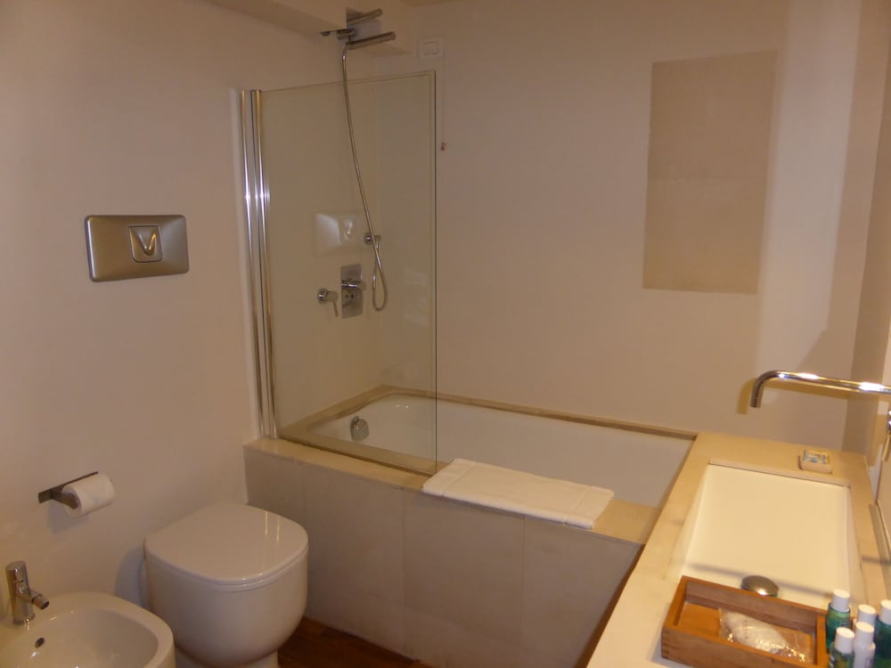 Micalò ArtRooms