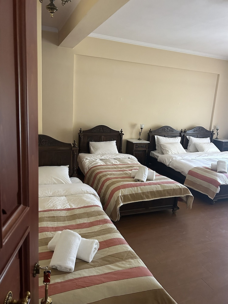 Aristarchos Lodge