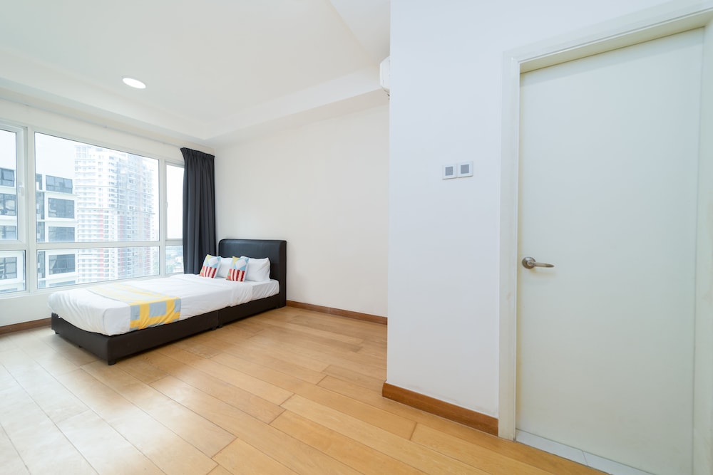 OYO Home 89446 Amazing 2 Bedroom Crest