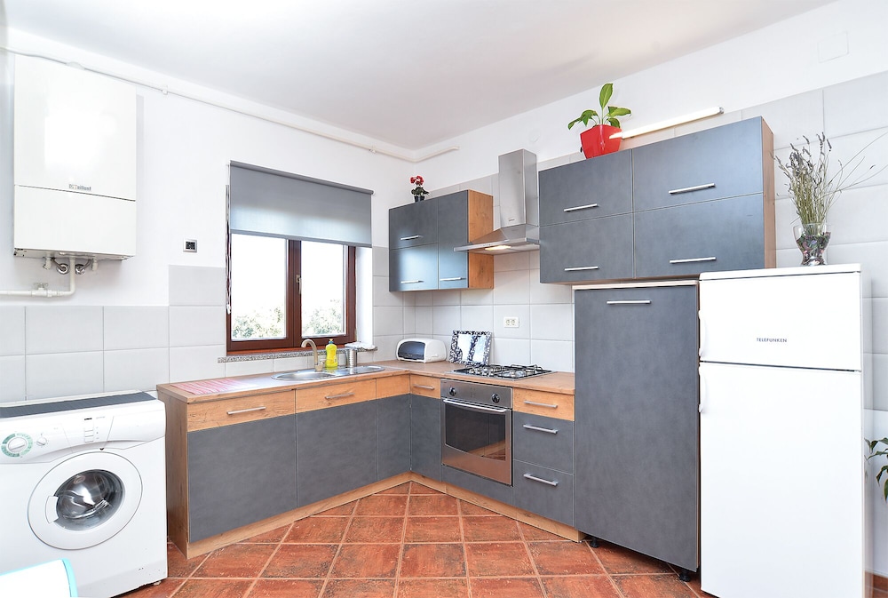Apartments Mira 295