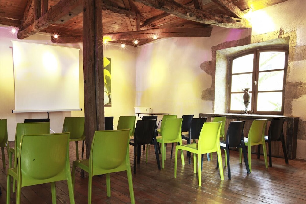 meeting & event spaces