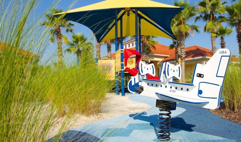 Mickey's Vero Paradise 3 Bedroom Townhouse by RedAwning