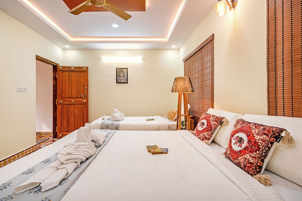 APR Villa by Alaya Stays