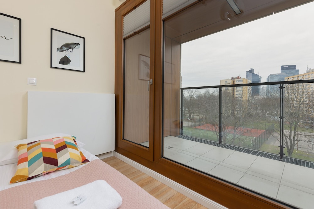 Niemcewicza Apartment by Renters view 3
