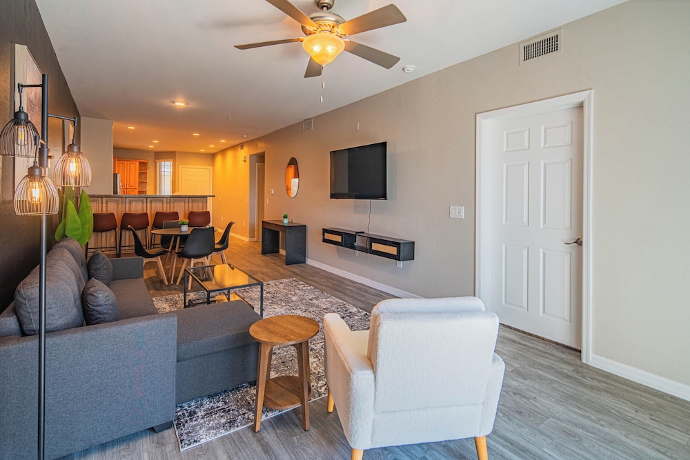 ROVE LIVING/KL - The Fredrick Tempe