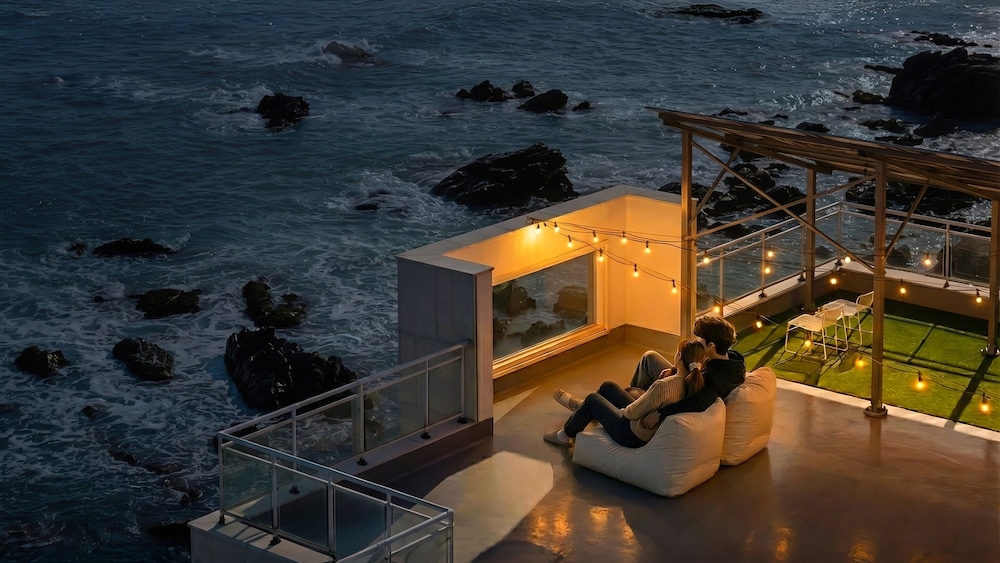 Donghae Badadam Ocean View Spa Pool Vill