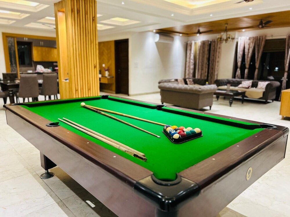 The Crown A Pinnacle of Luxury