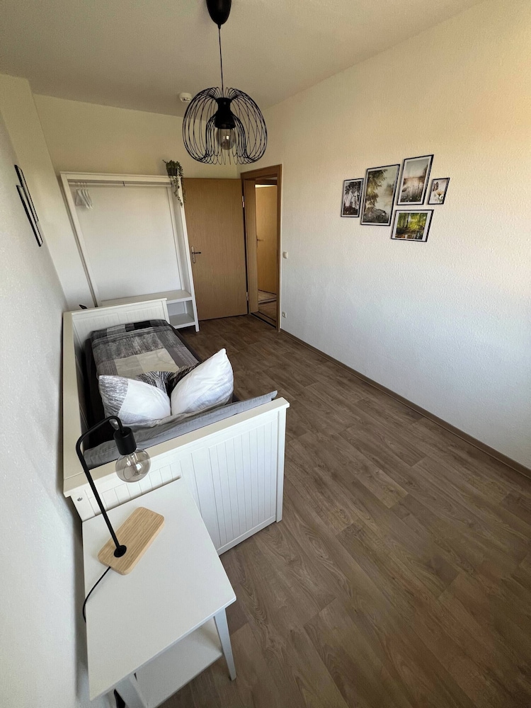 Charming 3-room Apartment in Hoyerswerda, Lusatian Lake District