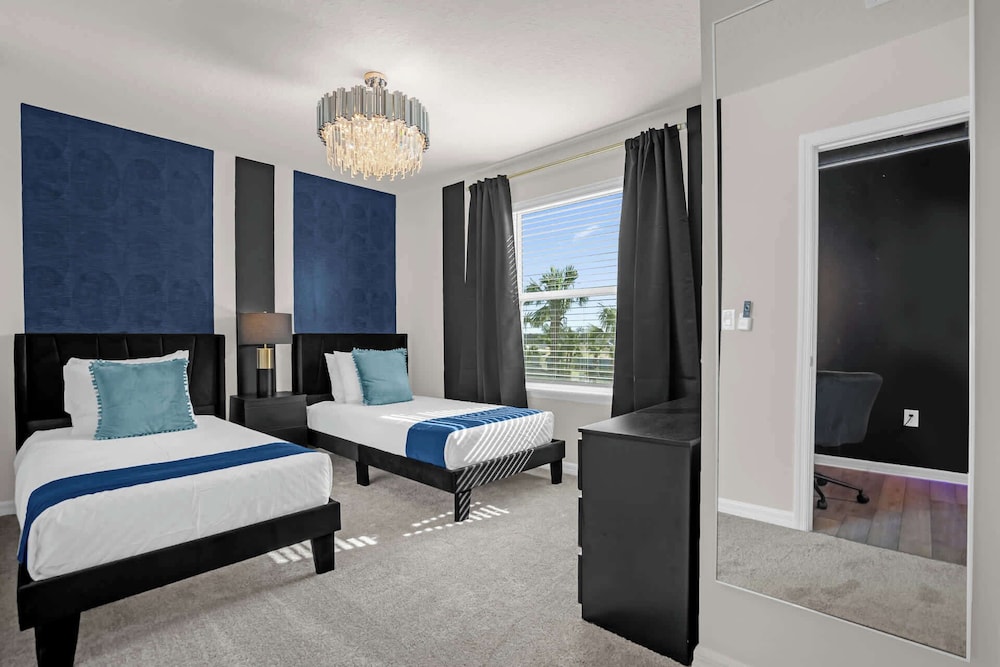 Upstay: Family Retreat w Pool, Cinema & Games Room
