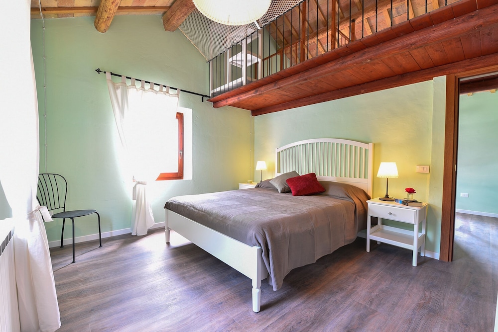 Historic House With Swimming Pool, Barbecue, gym in Senigallia - The Quercia