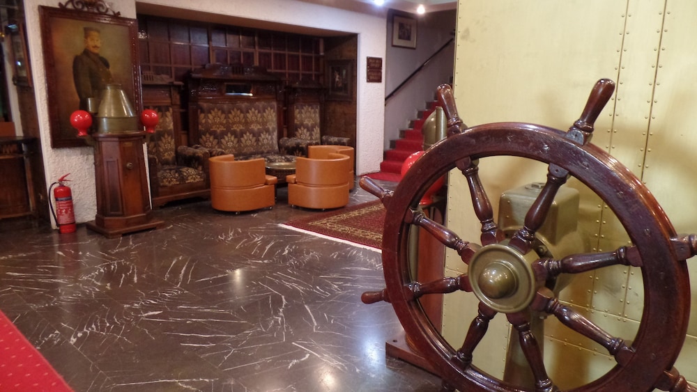 Piraeus Vacations - Cavo D'Oro Hotel - Property Image 12