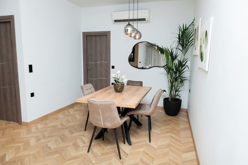 G B Urban Spa by Cretanhouses