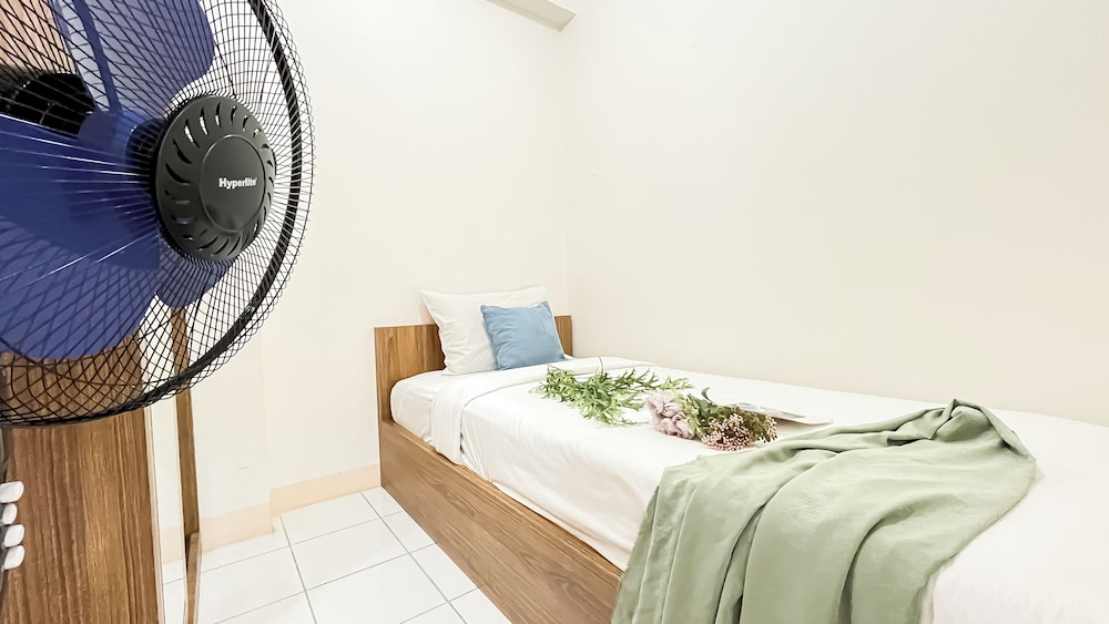 Minimalist Scandinavian Touch 2Br Apartment At Podomoro Golf View
